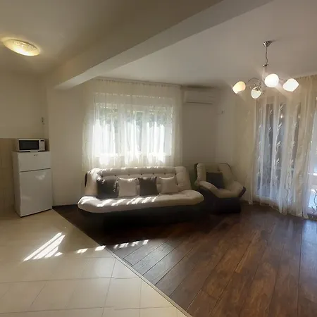 Kvin2 Appartement Budva