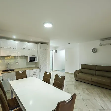 Kvin2 Appartement Budva